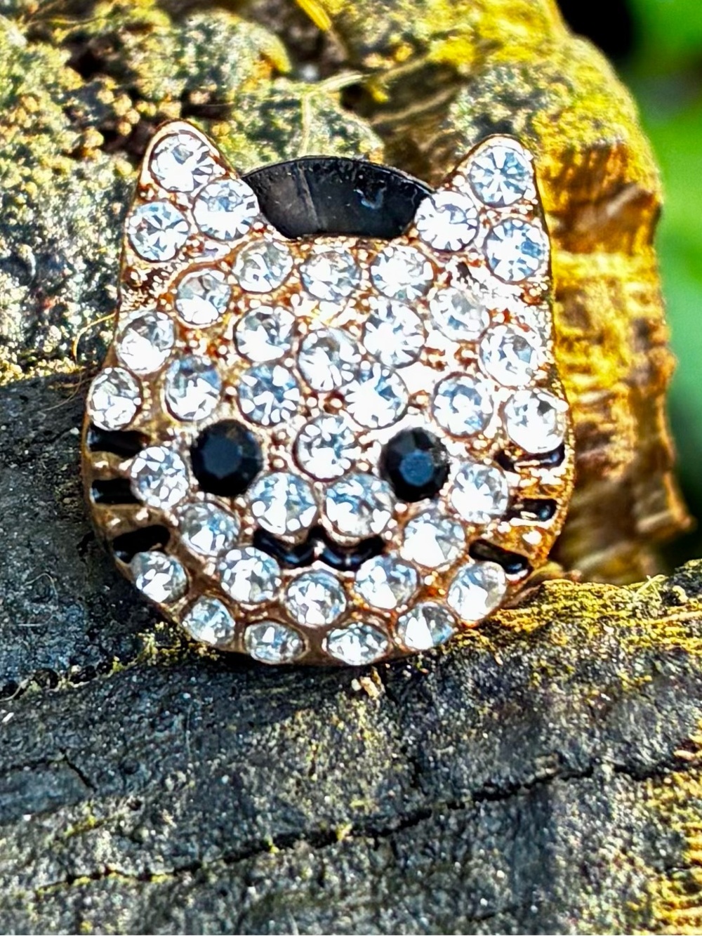 😺 14k Gold Plated Rhinestone Tiny Kitty Cat Charm Pin Brooch